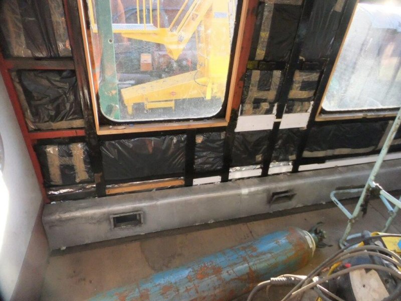 Class 100: Heater ducting in the first class section